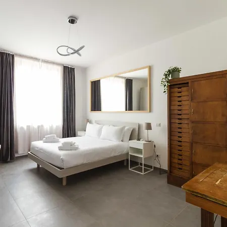 Gilda's Apartment