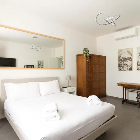 Gilda's Apartment
